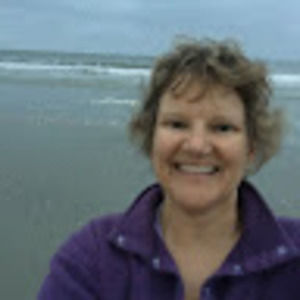 Meet your Posher, Carolyn